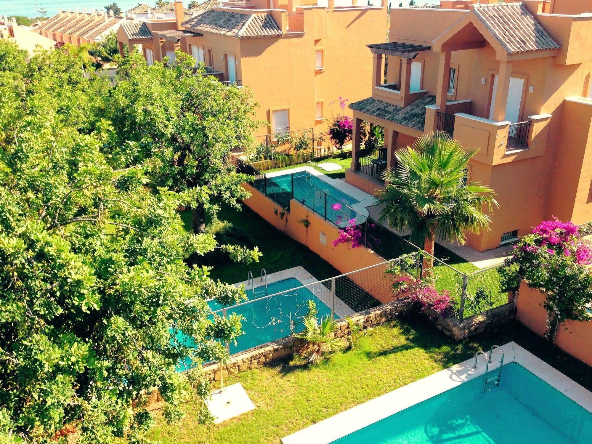 Villa Altos De *